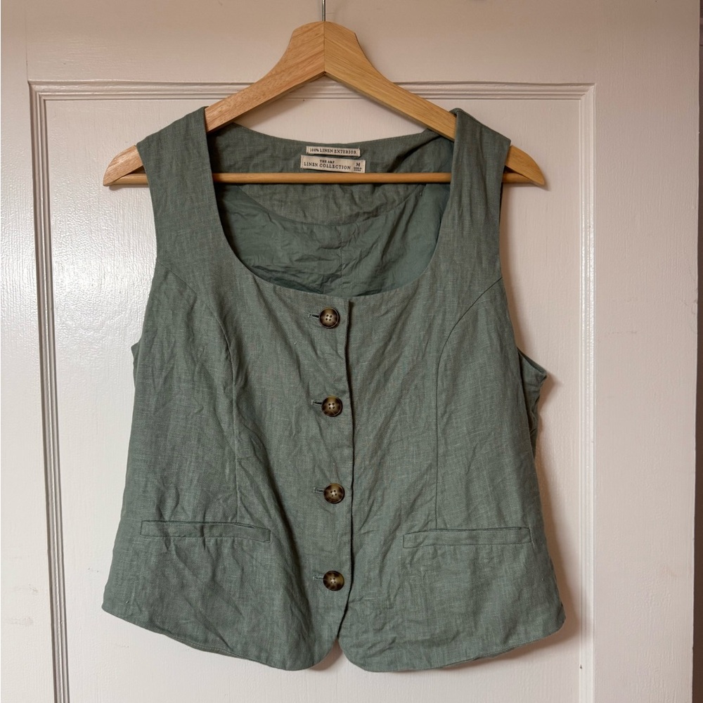 Abercrombie Linen Collection Vest and Skirt Set - Picture 2 of 10